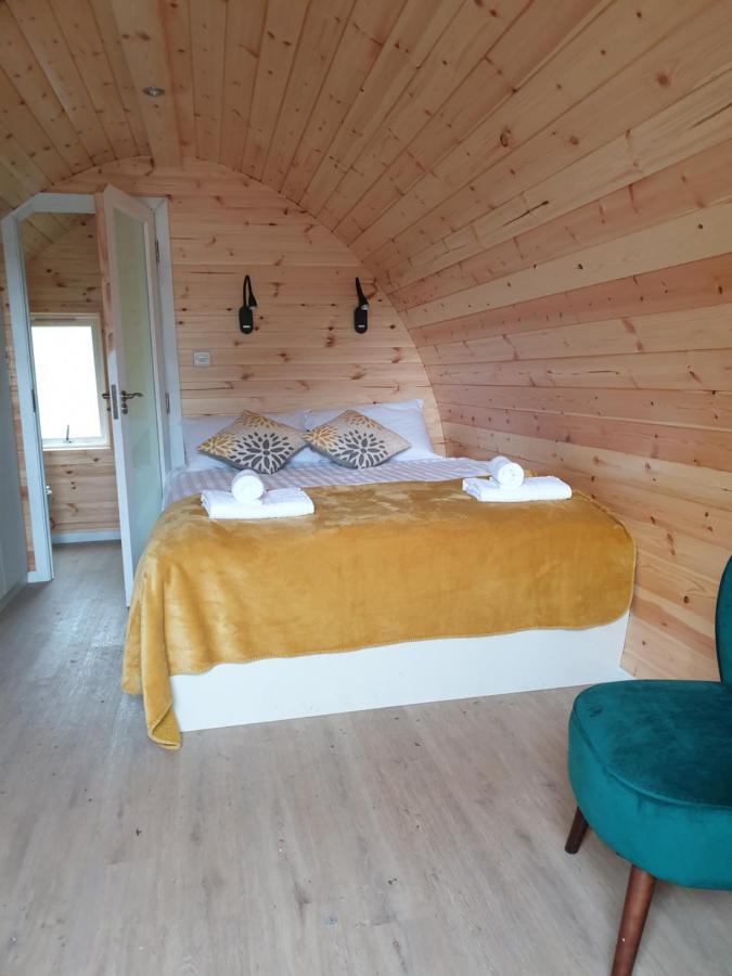Готель Berehaven Pods Каслтаунбере Екстер'єр фото